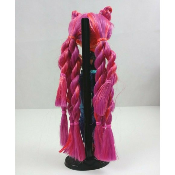 LOL Surprise! Doll OMG Series 3 Roller Skater Chick 9.5" Doll With Accessories - Picture 3 of 6